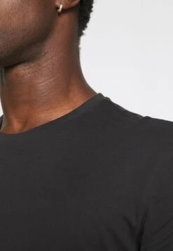 Pier One 3 Pack - Camiseta Básica - Black/Mottled Dark Grey/Bordeaux -Pier One Tienda de ventas 04cd6e61680f434c97b57d78f55241fd