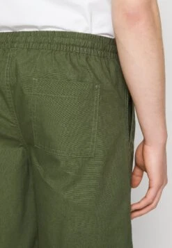 Pier One Shorts - Olive -Pier One Tienda de ventas 0786149d311f4867b4b3d6f2f8d4563e
