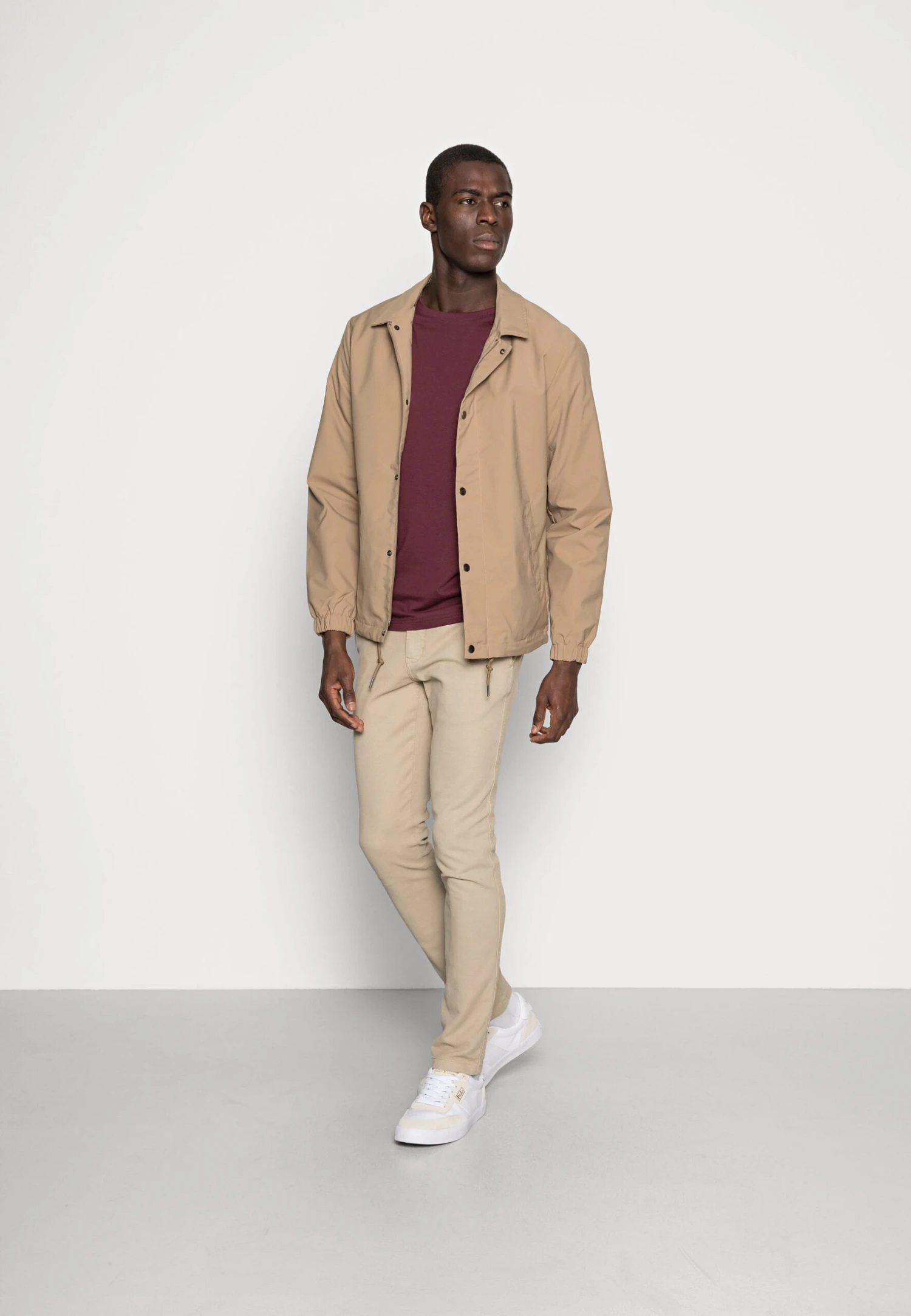 Pier One 2 Pack - Camiseta Básica - Bordeaux 3 Pier One 2 Pack - Camiseta Básica - Bordeaux