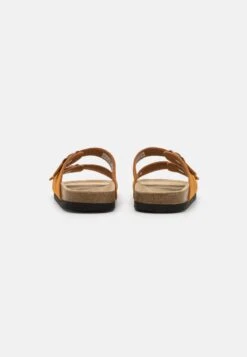 Pier One Leather Unisex - Pantuflas - Cognac 10 Pier One Leather Unisex - Pantuflas - Cognac -Pier One Tienda de ventas 0dd1a76e538742df9b858a41c2314d11