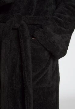 Pier One Albornoz - Black 13 Pier One Albornoz - Black -Pier One Tienda de ventas 0f1fe571c84049c9b7ec50f28f894b6f