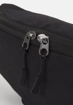 Pier One Riñonera - Black 9 Pier One Riñonera - Black -Pier One Tienda de ventas 125683be70844f65a706e09415f5aff3