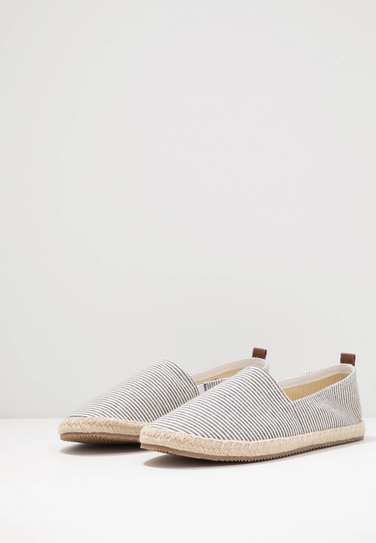 Pier One Rena Espadrille Unisex - Alpargatas - White/Blue 6 Pier One Rena Espadrille Unisex - Alpargatas - White/Blue - Imagen 4