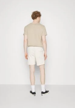 Pier One Pantalones Deportivos - Off-White 9 Pier One Pantalones Deportivos - Off-White -Pier One Tienda de ventas 228eb6724778447f9392c2a30418e015