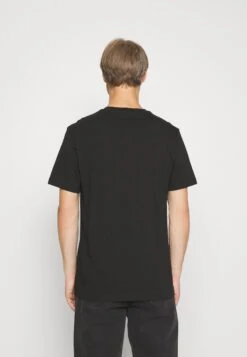 Pier One Camiseta Estampada - Black -Pier One Tienda de ventas 25d8ecffbb454216af74438a5fd73708