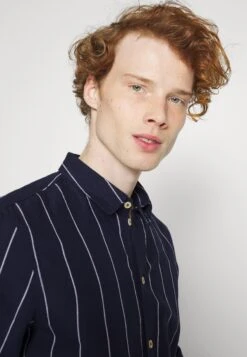 Pier One Linen Mix Stripe - Camisa - Dark Blue 11 Pier One Linen Mix Stripe - Camisa - Dark Blue -Pier One Tienda de ventas 368860f76af348d18efc7d675b2e5f38