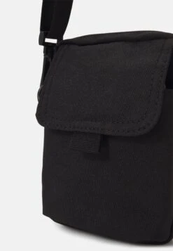 Pier One Unisex - Bandolera - Black -Pier One Tienda de ventas 3b9fca5929a94237bc71e9d93ca4b543