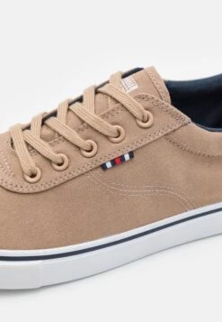 Pier One Unisex - Zapatillas - Brown 13 Pier One Unisex - Zapatillas - Brown -Pier One Tienda de ventas 3d8d930a9d594a348d328f3c83bbc354