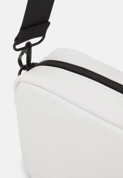 Pier One Bandolera - Off-White 9 Pier One Bandolera - Off-White -Pier One Tienda de ventas 4aa2718ebe71449b8f79082c7615e9c0