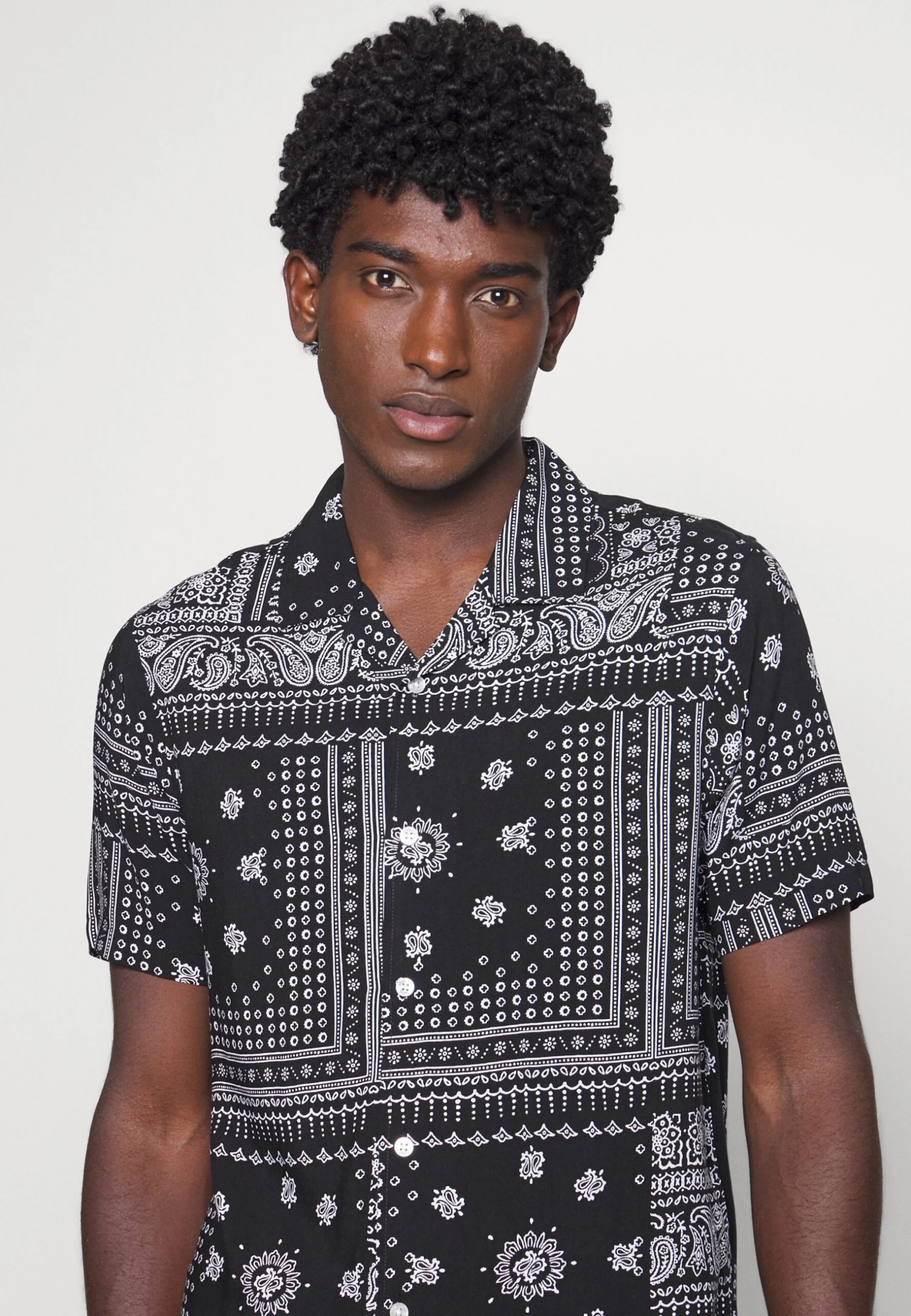 Pier One Unisex - Camisa - Black 9 Pier One Unisex - Camisa - Black - Imagen 7
