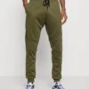 Pier One Pantalones Deportivos - Olive 1 Pier One Pantalones Deportivos - Olive -Pier One Tienda de ventas 583256bb2f2b44e095a36636dc4e49b5