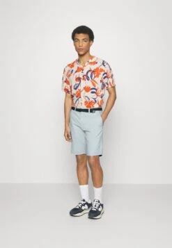 Pier One Shorts - Light Blue 8 Pier One Shorts - Light Blue -Pier One Tienda de ventas 5aa3dd7cca8c4def946ca1c78ed966be