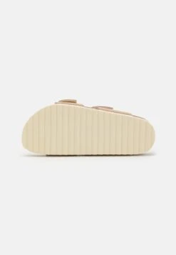 Pier One Leather - Sandalias Planas - Beige 12 Pier One Leather - Sandalias Planas - Beige -Pier One Tienda de ventas 5fa7c398a2e24c8e9de561cf3b1576f4