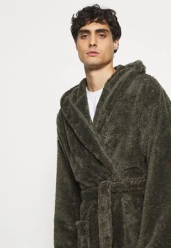 Pier One Albornoz - Khaki 11 Pier One Albornoz - Khaki -Pier One Tienda de ventas 65ea8ffbdd2149b7890e34f2b0655607