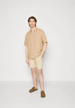 Pier One Shorts - Off-White -Pier One Tienda de ventas 6664ff04662647d89f2cc6848d0fc551