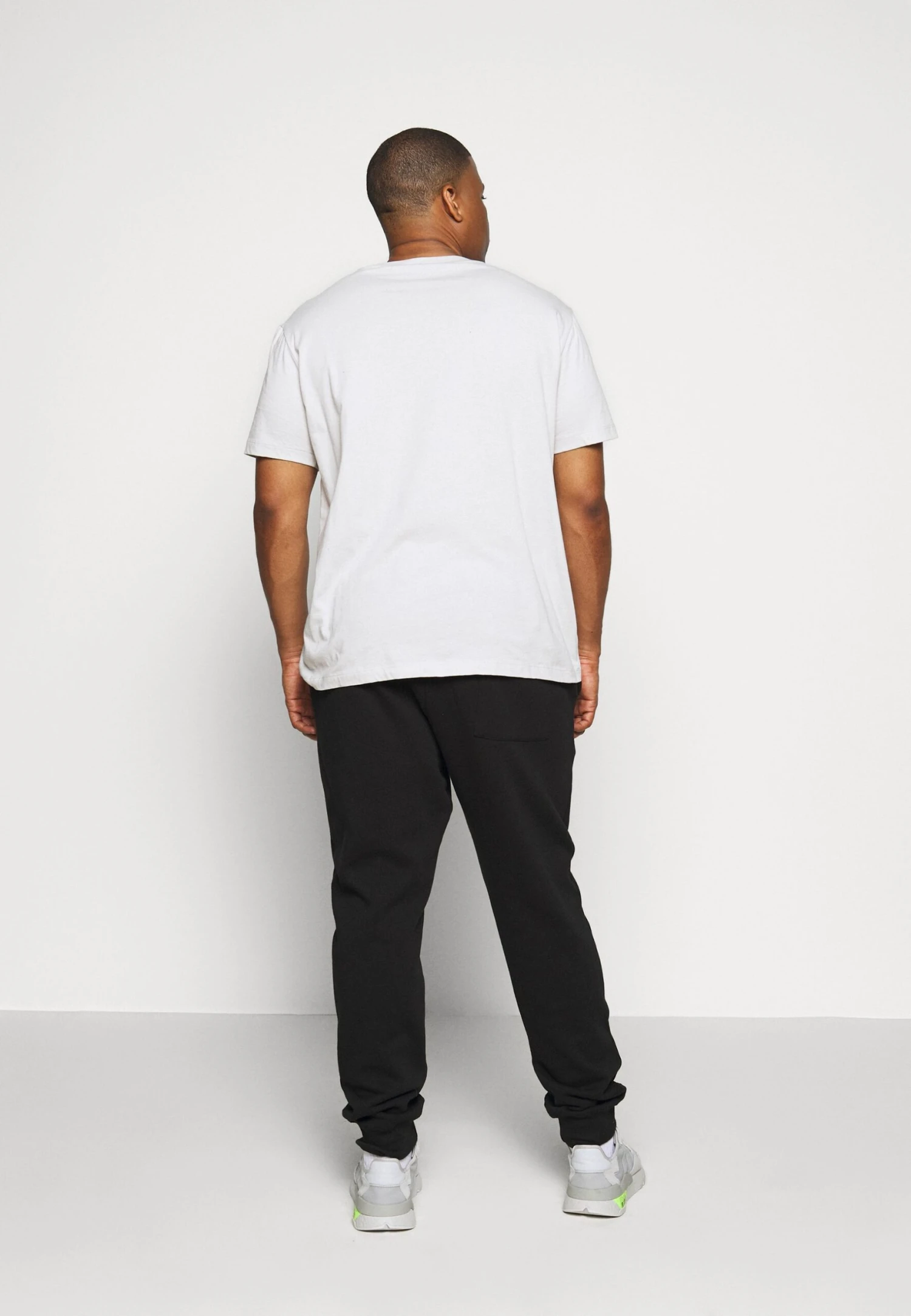 Pier One Pantalones Deportivos - Black 5 Pier One Pantalones Deportivos - Black - Imagen 3