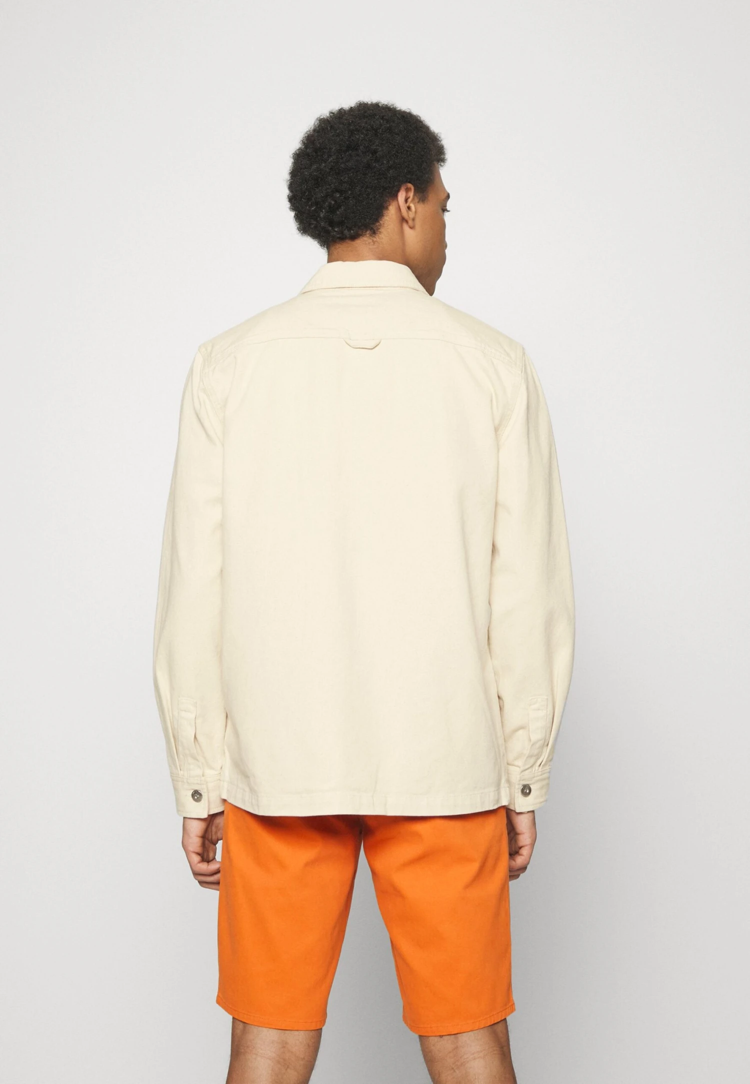 Pier One Undyed Twill- Chaqueta Vaquera - White 5 Pier One Undyed Twill- Chaqueta Vaquera - White - Imagen 3