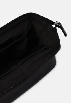 Pier One Neceser - 802 - Black -Pier One Tienda de ventas 7aa537de0d9045aaa803a044e8f7ffbf