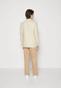 Pier One Americana - Beige 10 Pier One Americana - Beige -Pier One Tienda de ventas 90a0e4254e844eb3a6a8cf41ae7f4550