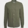 Pier One Camisa - Olive 2 Pier One Camisa - Olive -Pier One Tienda de ventas 98d733086b864a3c93317f596eceac57
