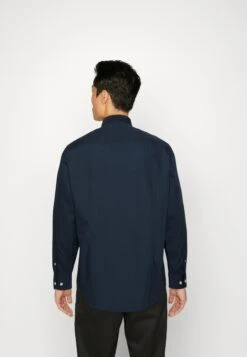 Pier One 3 Pack - Camisa Elegante - White/Light Blue/Dark Blue 11 Pier One 3 Pack - Camisa Elegante - White/Light Blue/Dark Blue -Pier One Tienda de ventas 9c5bc8c34ea0415fb949ca66c8b6f9f0