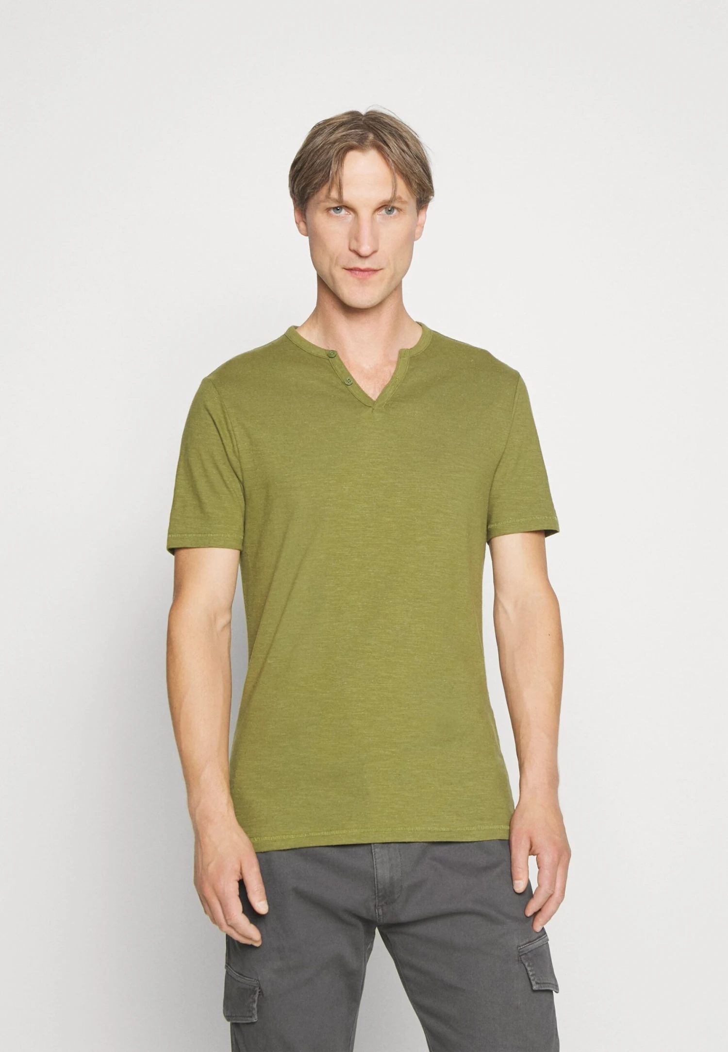 Pier One Camiseta Básica - Green 3 Pier One Camiseta Básica - Green