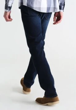 Pier One Basic - Vaqueros Rectos - Dark Blue Denim -Pier One Tienda de ventas a4ebfb4549ae43cc8fd6ef9a34b37b32