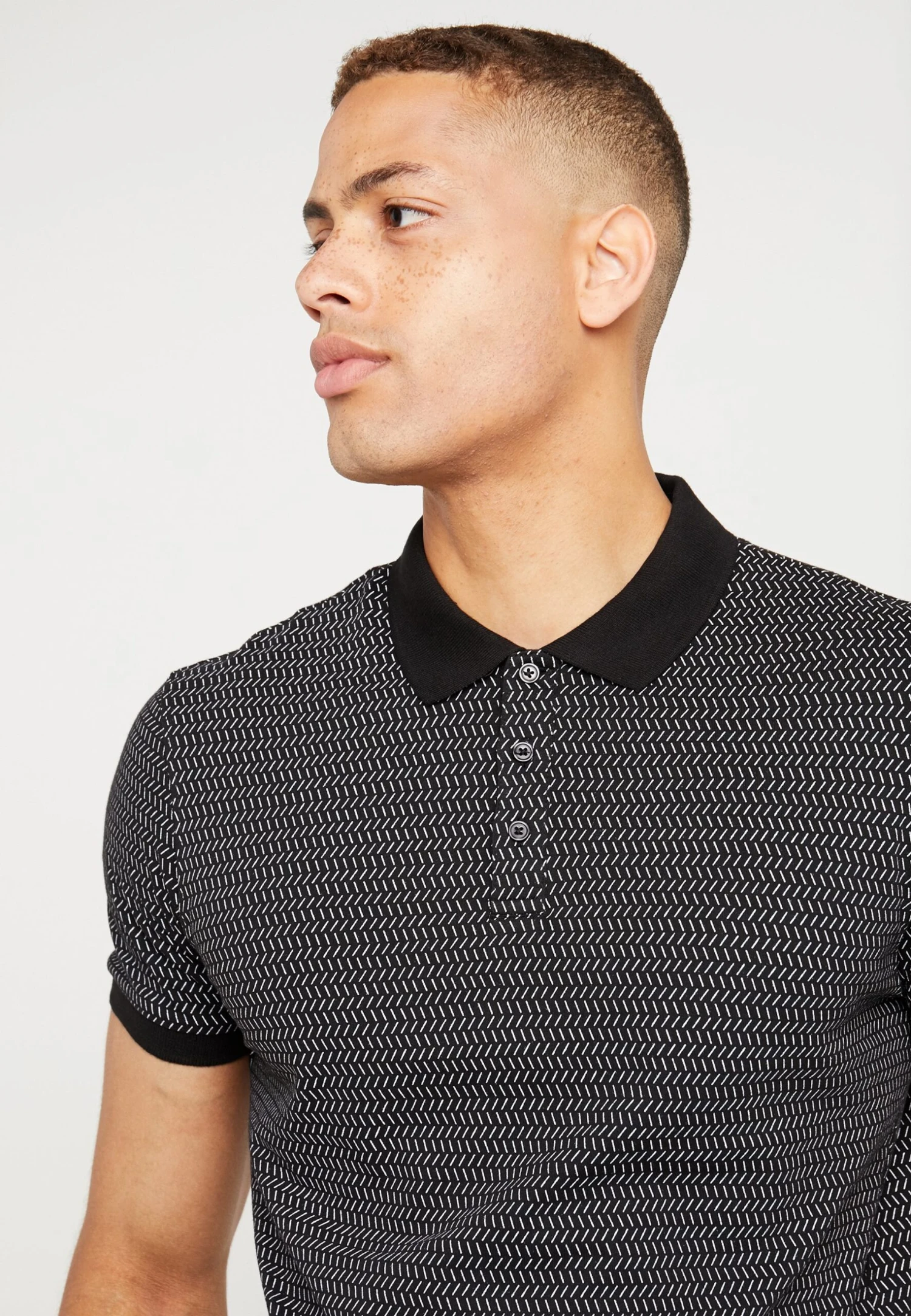 Pier One Polo - Black 7 Pier One Polo - Black - Imagen 5