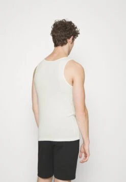 Pier One 5 Pack - Camiseta Interior - White 11 Pier One 5 Pack - Camiseta Interior - White -Pier One Tienda de ventas abca2994ed86458e9ee2e40d0b3f1431