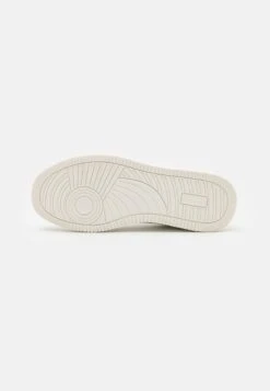 Pier One Zapatillas - White -Pier One Tienda de ventas acbc813ac9cc4c3eba16db31ad5da4fd