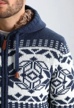 Pier One Chaqueta De Punto - Blue Melange 11 Pier One Chaqueta De Punto - Blue Melange -Pier One Tienda de ventas b3b926c8db4947f8b915dacd57160cc1