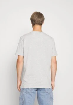 Pier One Camiseta Estampada - Light Grey -Pier One Tienda de ventas b590d3c7e7b844a78c60593b7a3b9fd9
