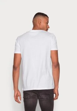 Pier One Camiseta Estampada - White -Pier One Tienda de ventas b72c6e30b33048f8b9af089631183b2d