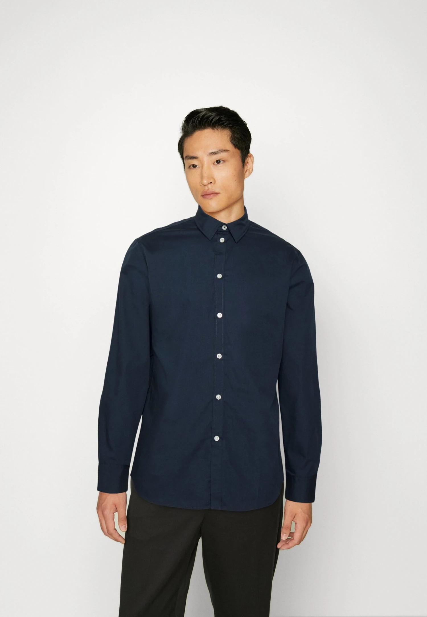 Pier One 3 Pack - Camisa Elegante - White/Light Blue/Dark Blue 4 Pier One 3 Pack - Camisa Elegante - White/Light Blue/Dark Blue - Imagen 2