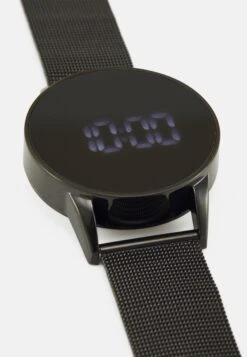 Pier One Smartwatch - Black 11 Pier One Smartwatch - Black -Pier One Tienda de ventas bbf012a8af8349bfa24143042376f060