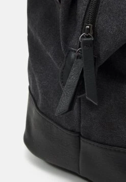 Pier One Unisex - Bolsa De Viaje - Black -Pier One Tienda de ventas bdc3a331f78c4a4d87c774f47b53958a