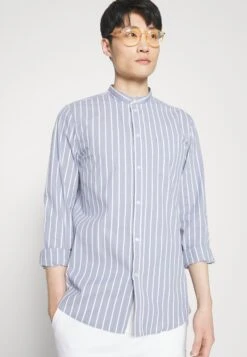 Pier One Muscle Fit Stand- Camisa - Blue -Pier One Tienda de ventas c95aee840d27425d93f7825c3cd7c13d