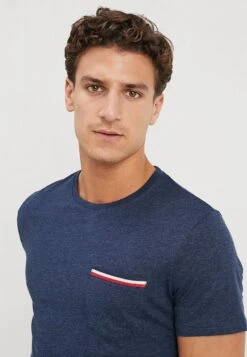 Pier One Camiseta Básica - Mottled Dark Blue 11 Pier One Camiseta Básica - Mottled Dark Blue -Pier One Tienda de ventas cf0b128f23eb42d29f229a8b186e6078