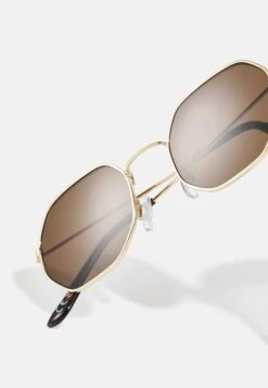 Pier One Unisex - Gafas De Sol - Brown -Pier One Tienda de ventas cfcce334b629423e9164f21080f5ef07