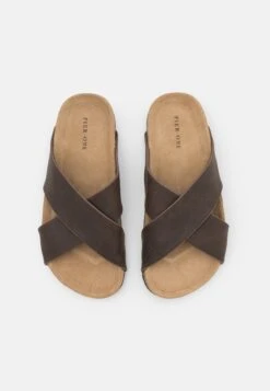 Pier One Unisex - Pantuflas - Brown 11 Pier One Unisex - Pantuflas - Brown -Pier One Tienda de ventas dc950c1c15d94646b16fe41412e2e3c9