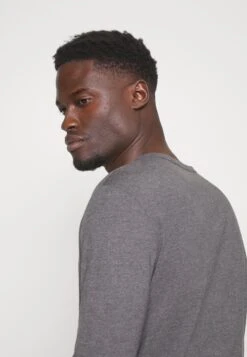 Pier One Camiseta De Manga Larga - Dark Grey Melange -Pier One Tienda de ventas dca7c9e513d947e8b4fb652aa8572f1f