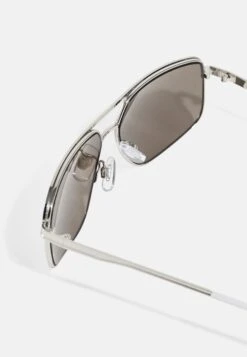 Pier One Unisex - Gafas De Sol - Silver-Coloured, Black -Pier One Tienda de ventas e4032642d98b4cd386349df91f3cefe3