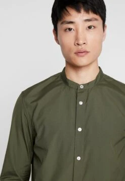 Pier One 2 Pack - Camisa - Oliv/Black -Pier One Tienda de ventas e61d982891db443cb20fcf452cc69907