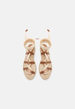 Pier One Leather - Sandalias Con Plataforma - 003 - Off-White 13 Pier One Leather - Sandalias Con Plataforma - 003 - Off-White -Pier One Tienda de ventas e7d31b5992104938afd655aba13c57dd