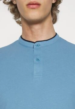 Pier One Camiseta Básica - Light Blue 13 Pier One Camiseta Básica - Light Blue -Pier One Tienda de ventas ea582234adf1436e894021c337bea15e