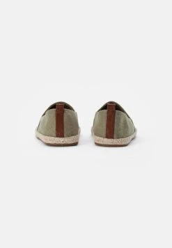 Pier One Rena Espadrille Unisex - Alpargatas - Olive 10 Pier One Rena Espadrille Unisex - Alpargatas - Olive -Pier One Tienda de ventas efb91b7353a54caf885e0ccbf455b3d6