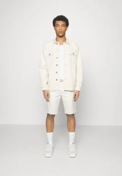 Pier One Shorts - White -Pier One Tienda de ventas f31218b3f24244a7ac73ebb78b754914