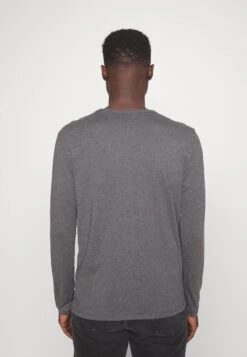 Pier One Camiseta De Manga Larga - Dark Grey Melange -Pier One Tienda de ventas f35685a0e4bf407199ea236fecc99e93