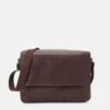 Pier One Leather Unisex - Funda Para Portátil - Brown -Pier One Tienda de ventas f8c9e0939b9441c299acc7f07d92ce52