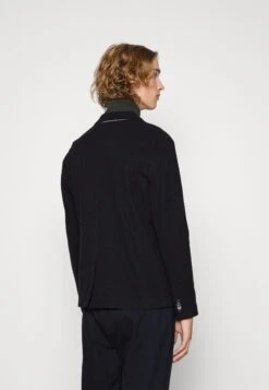 Pier One Americana - Black 12 Pier One Americana - Black -Pier One Tienda de ventas fd5dce7f951f4949bfcb38d19447a975